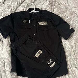 Men’s cargo short outfit